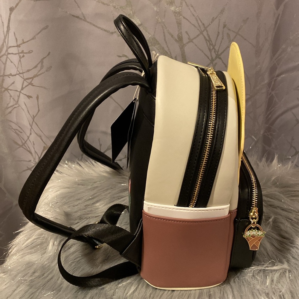 BNWT RARE Sleeping Beauty Princess Briar Rose Loungefly 3D Backpack - Picture 2 of 7
